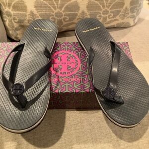 Tory Burch size 5 flip flops navy
